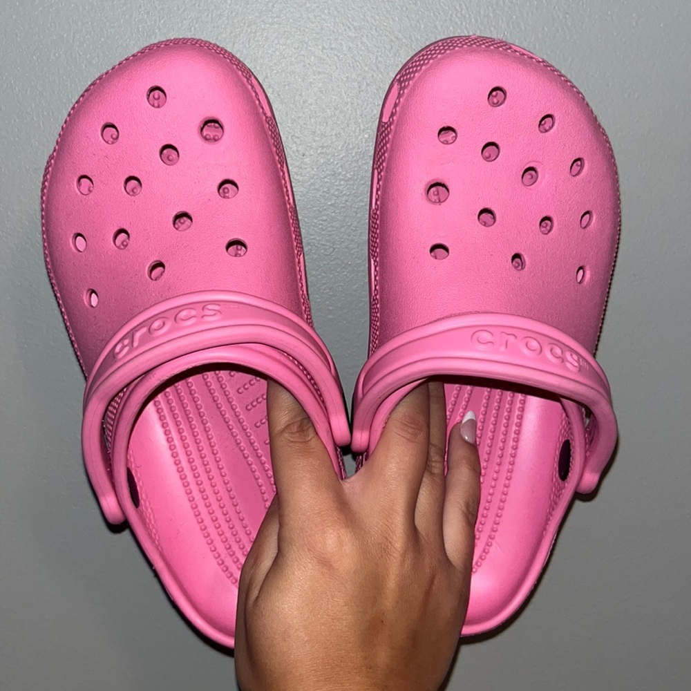pink crocs see description!!